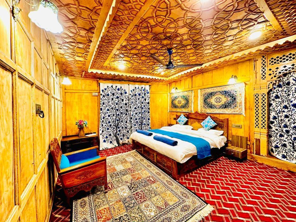 New Zealand Group Of Houseboats Hotel Srīnagar Eksteriør billede